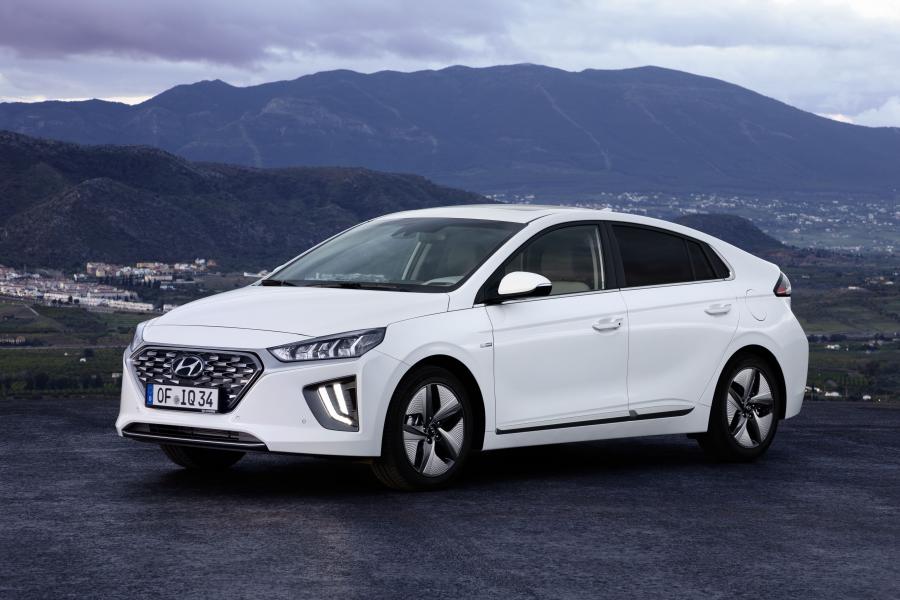  Hyundai IONIQ hybrid (AE) 2019 года  (WW) (фото 15 из 42)